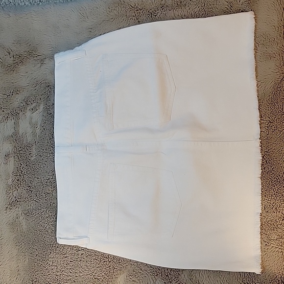 J. Crew Trademark White Denim Skirt - Picture 2 of 3
